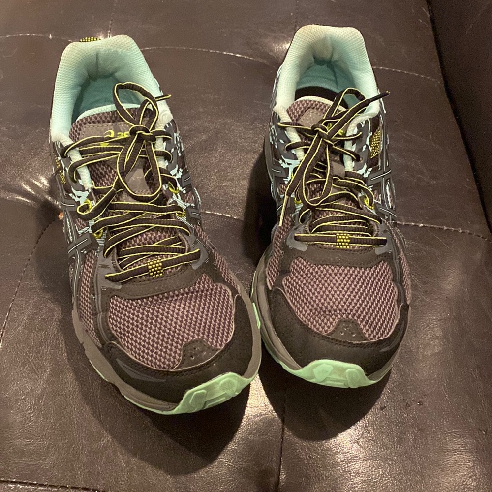 Asics Women’s Blue and Black Gel-Venture 6 Athletic Shoes 11